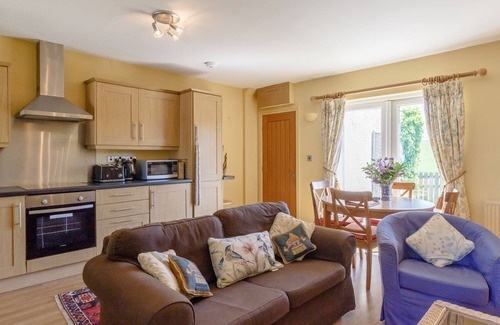 Hexham Cottage | CURLEW COTTAGE, pet friendly, with a garden in Haydon Bridge