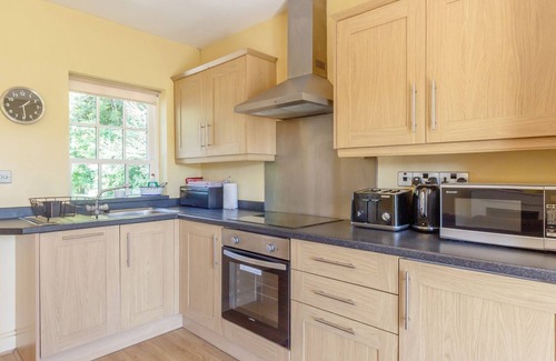 Hexham Cottage | CURLEW COTTAGE, pet friendly, with a garden in Haydon Bridge