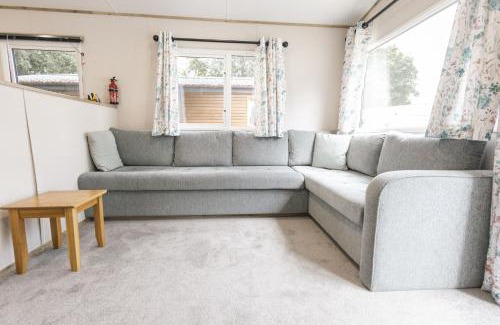 Mudeford House | Curlew