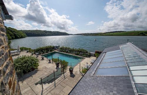 Lawrenny House | Curlew House