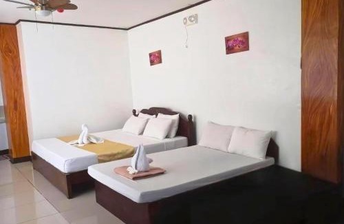 Puerto Princesa City Centre Hotel | Curv Hotels minutes to Airport- Malls
