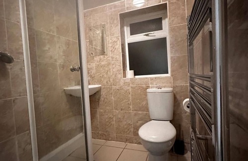 Reading House | Curzon Street Retreat - 4 Beds