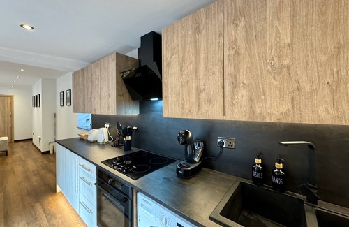 Llandudno Villa | Curzon Villa - perfect for large groups or family getaways