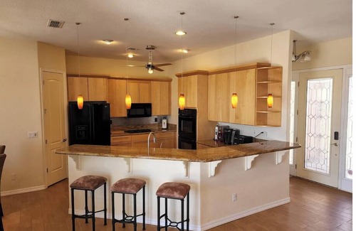 Sunridge Estates House | Custom 4 bdrm with Granny Suite and Infinity Pool