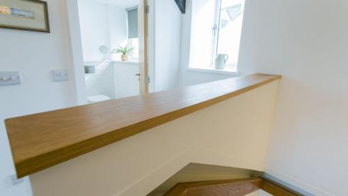 Beaumaris House | Custom Mews