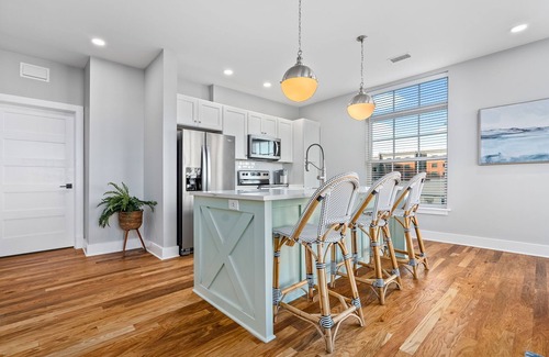 Auburn Apartment | Custom Suite over Target - Downtown AU 209
