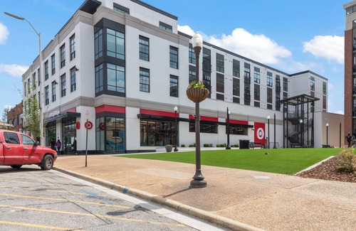 Auburn Apartment | Custom Suite over Target - Downtown AU 209