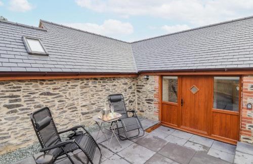 Oswestry House | Cut Moch, Plas Moelfre Hall Barns