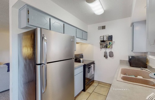 Northeast Heights Condo | Cute and Comfy in the NE Heights!