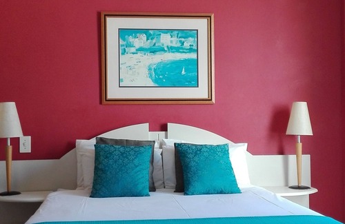 Strand Hotel | Cute and Cozy Beachfront Apartment