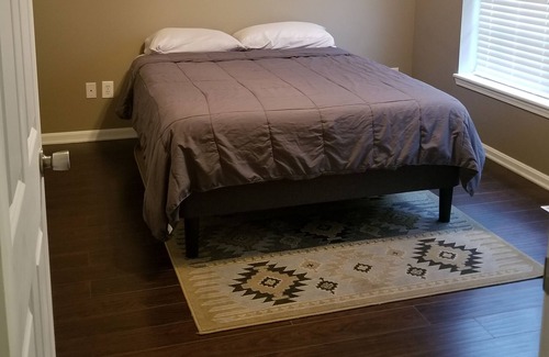 Lorain House | Cute and Cozy