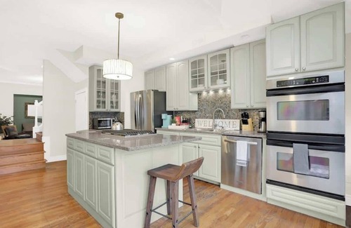 Meridian-Kessler House | Cute and Quaint on Carrollton