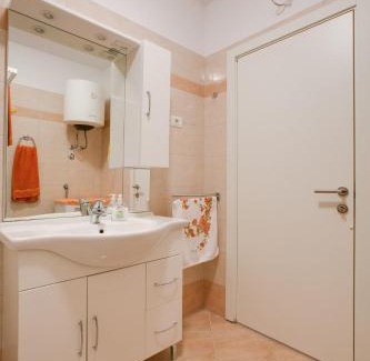 Vinkuran Apartment | Cute apartment Damor near the beach