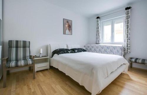 Vinkuran Apartment | Cute apartment Damor near the beach