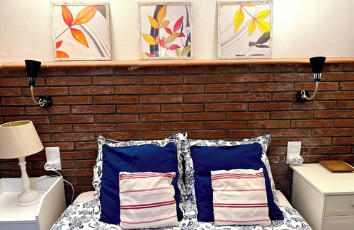 Vallirana House | Cute Apartment, garden & pool 20 km from Barcelona