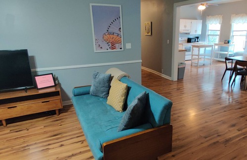 Dunean House | Cute bungalow just outside downtown Greenville and Prisma