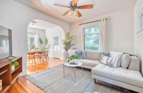 King House | Cute & Comfortable Portland Home with 91 WalkScore