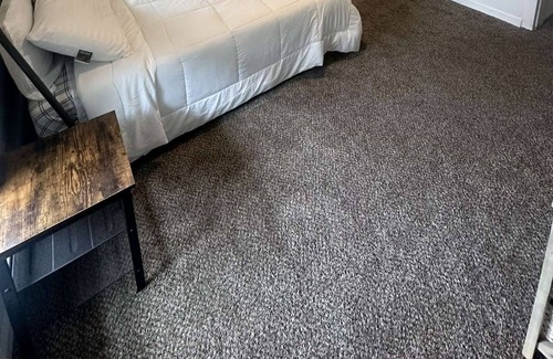 Marble Falls Cabin | Cute Comfy Cabin 3 Bed 1 Bath