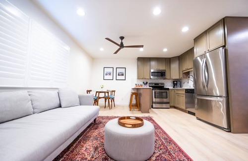 Croham Condo | Cute Condo in Gated Community