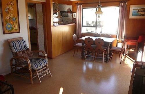 Cooks Beach House | Cute Cottage - Cooks Beach Bach