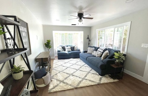 Alpine Cottage | Cute Cottage in the heart of Alpine