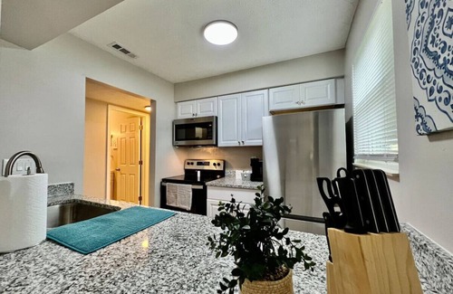 Middletown Apartment | Cute Middletown, Ohio2 bed Apartment- Free laundry