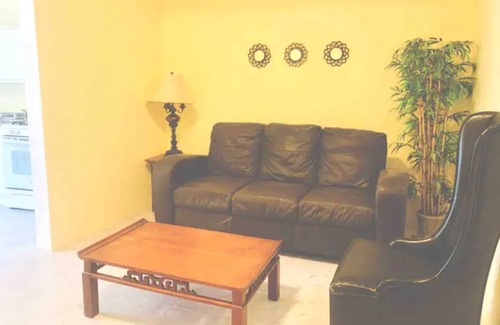 Lomas de Valle Verde Apartment | Cute one bedroom rental with garage parking!