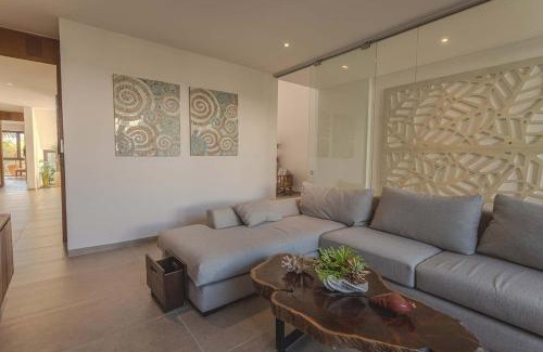 Chicxulub Puerto Villa | Cuzamil, big waterfront house