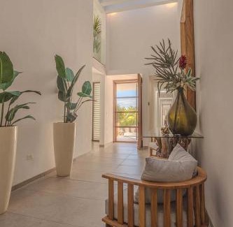 Chicxulub Puerto Villa | Cuzamil, big waterfront house
