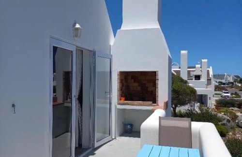Jacobs Bay Apartment | CVista