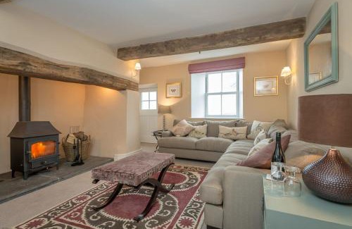 Cwmtirmynach House | Cwmain