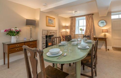 Cwmtirmynach House | Cwmain