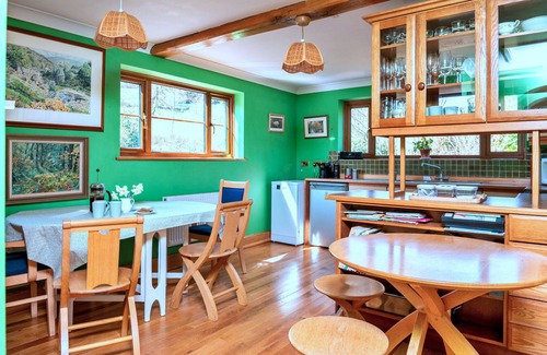Llanidloes House | Cwmfron House by Interhome