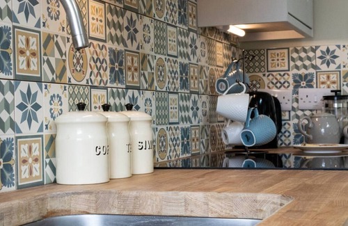 Llannefydd House | Cwt Bach in the beautiful Abergele