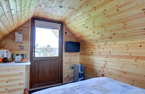 Penybont Ski Chalet | Cwtch in Llandrindod Wells