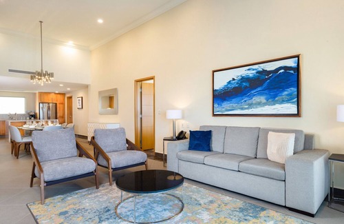 San Jose del Cabo Resort | >CYBER MONDAY SALE< 2BR OCEANFRONT Condo on Cabo corridor for Holidays >End Wed<