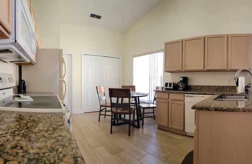 Indian Point House | CYBER WEEK WAS 180 NOW 175 Near Disney World: 4BR/2BA Pool Home + Free Internet