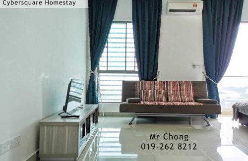 Cyberjaya Apartment | Cybersqaure Studio Suites with Netfilx @10 min walking distance to McD