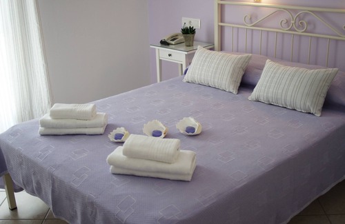 Paros Hotel | Cyclades Hotel