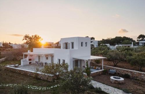 Aliki House | Cycladic Wine Press House