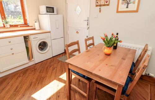 Norham House | CYGNET COTTAGE, pet friendly, character holiday cottage in Norham