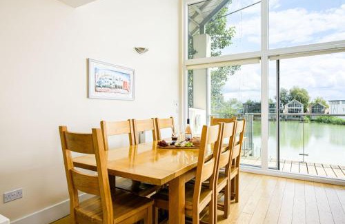 Cirencester House | Cygnet Lodge HM97 Lower Mill Estate Cotswolds