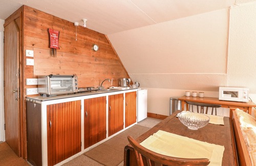 Irstead Cottage | CYGNUS BOATHOUSE, character holiday cottage in South Walsham