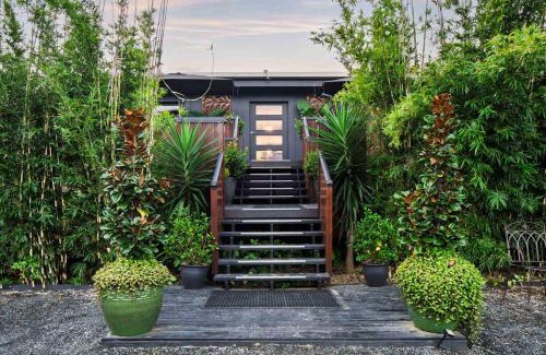 Urangan Bed & Breakfast | Cypress BnB