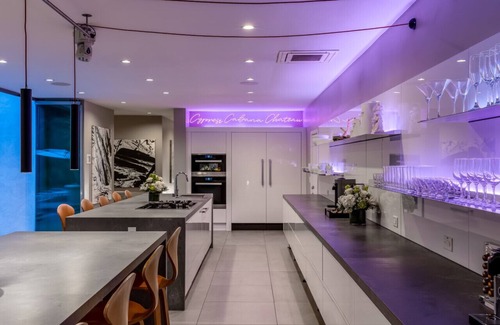 Hillcrest Villa | Cypress Cabana Chateau | Luxury Vacation Home San Diego
