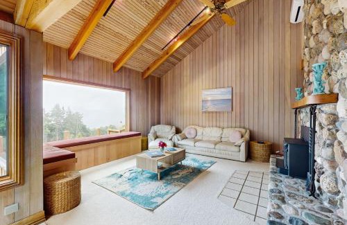 Sea Ranch House | Cypress Cove