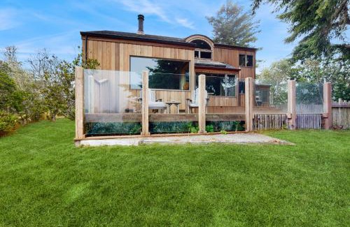 Sea Ranch House | Cypress Cove