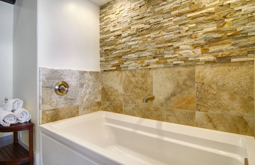 El Granada Hotel | Cypress Inn On Miramar Beach