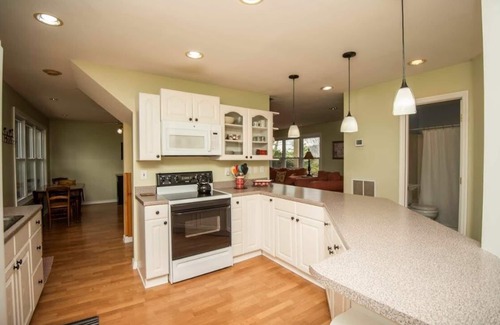 Townsend House | Cypress Ridge 4 Bedroom Home by RedAwning