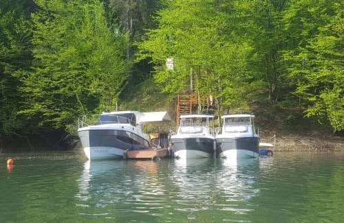 Solina Boat Rental | Czarter Jachtów Bez Patentu